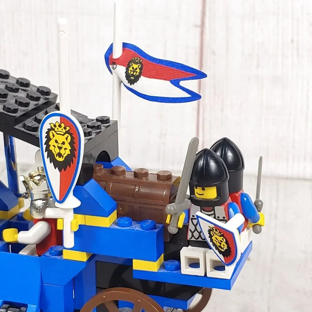 LEGO Castle: King's Carriage 6044 - 100% Complete W/ Manual - !!L@@K!!